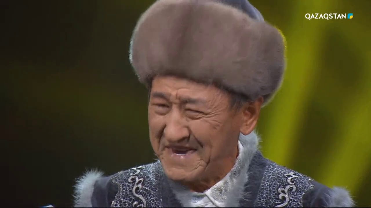 Аяқ киім сатушы әйел ебілді Мүшесі бар адамдар