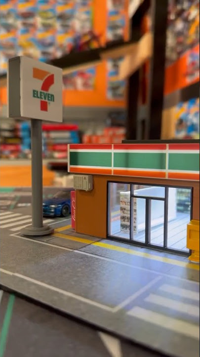New 7eleven diorama for my hot wheels city 🔥🔥🔥 #hotwheels #diorama #7eleven #hotwheelscollector