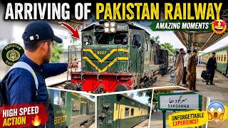 One Minute Train Arrival Experience 🚂 | Pakistan Railways Action.