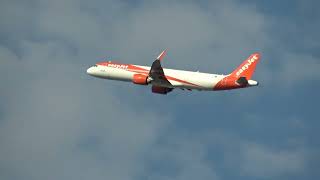 Easyjet Europe Airbus 321Neo OE-ISC Take Off Milan Malpensa LIMC