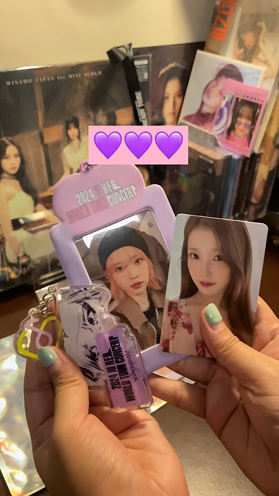 IU’s Mom gave a gift for UAENA’s in SG 💜 #IU #uaena #IU_HER_WORLDTOUR_2024 #IU_HER_SINGAPORE_2024