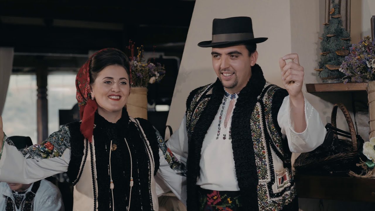 Liliana Ursachi și Mihai Hrincescu =  Ș- am venit din Bucovina