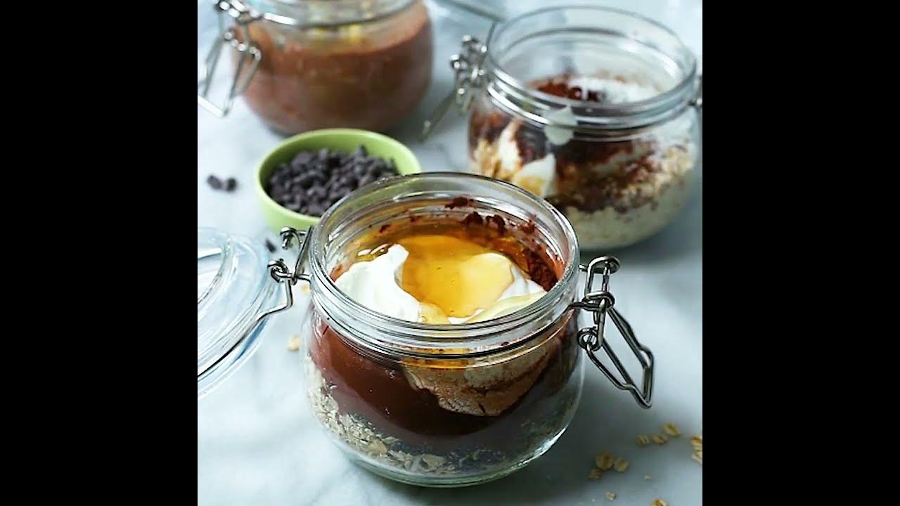 Chocolate Avocado Overnight Oats Jars - The Girl on Bloor