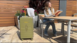How the Wing-On Trolley System Works French Connection Luggage Set