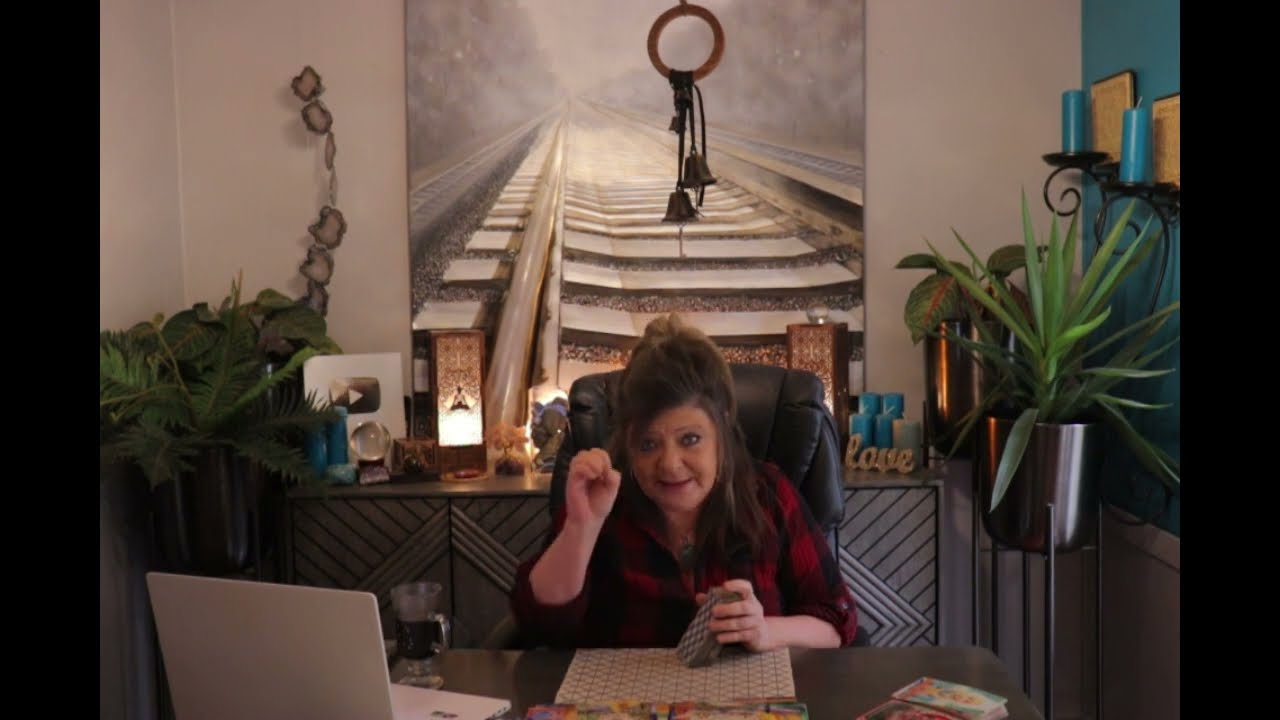 CAPRICORN THIS IS A SINCERE APOLOGY COMING IN. SOMEONE WAS BELIEVING A COMPLETE LIE