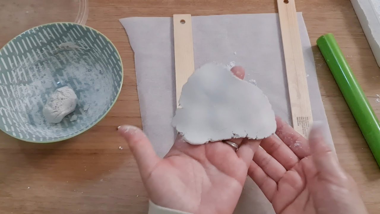 My favorite homemade air dry clay recipe - dry fast, less/ no shrinkage 