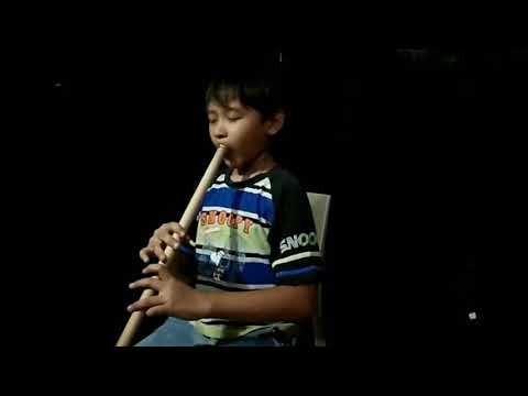 Suling little Krishna