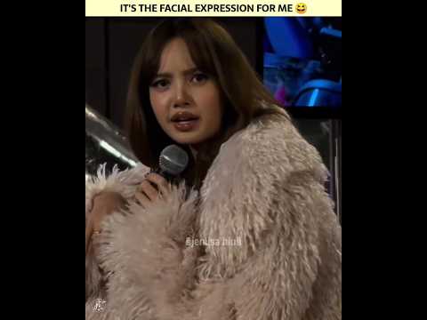 LISA's Facial Expression Makes This 10x Funnier 🤣
