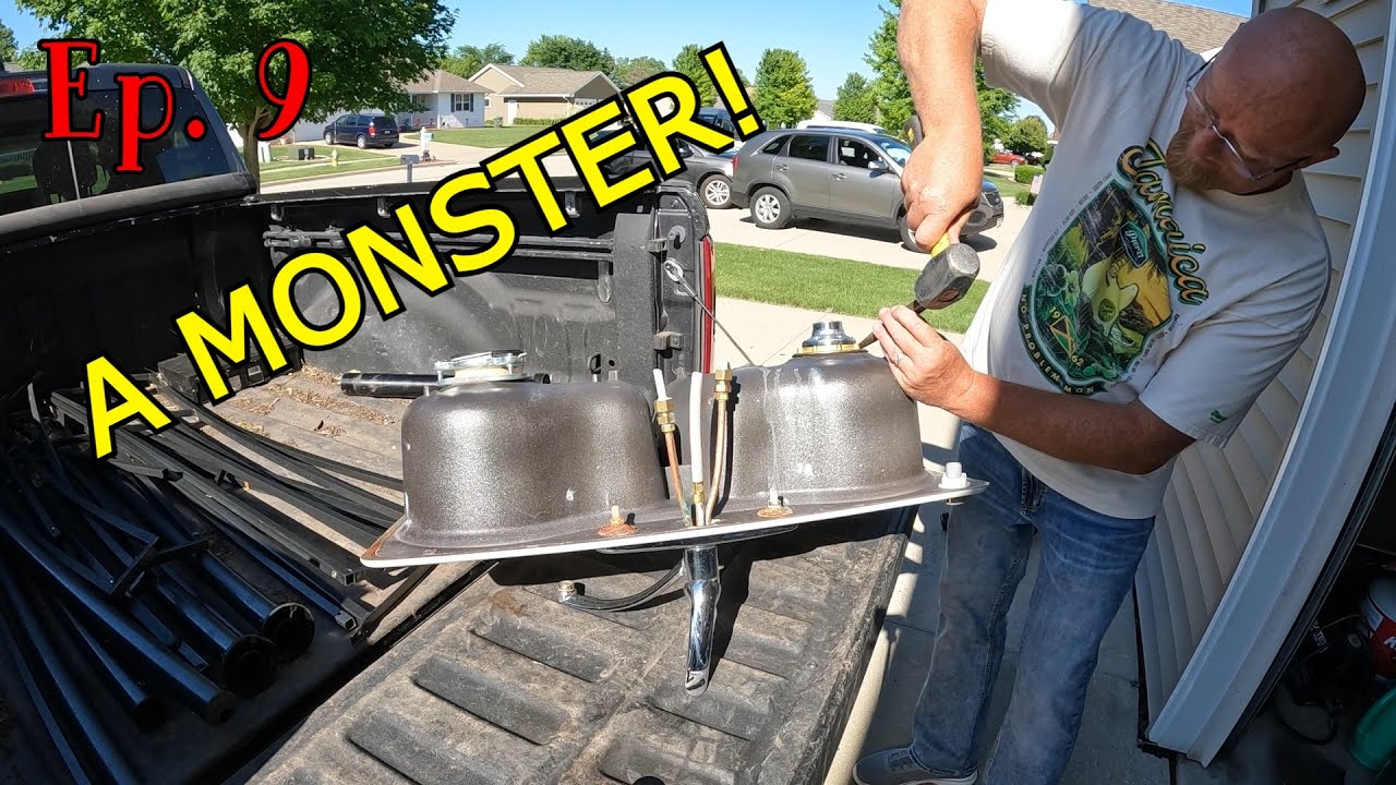 Scrapping GODZILLA Sink, Loading & Scrap Run - YouTube