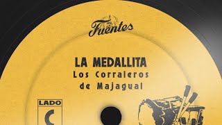 La Medallita - Los Corraleros de Majagual y Calixto Ochoa (Letra) | Cumbia