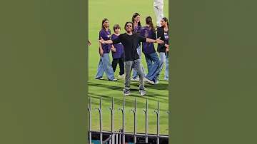 Shahrukh Khan Iconic Celebration with Suhana after KKR win IPL FINAL 2024 #sharukhkhan #kkr #MSDHONI