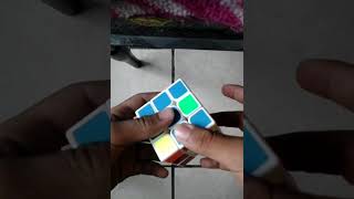 Como armar el cubo rubik 3x3. (2/3)