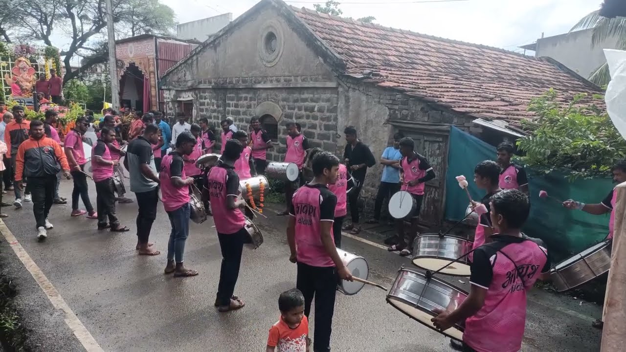Akash  banjo kolewadi 🆎 || हवा हवाई || show in Mamadapur (k.l) || use headfones