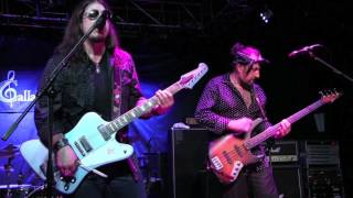 Miniatura del video "''AIN'T NO LOVE IN THE HEART OF THE CITY'' - SUPERSONIC BLUES MACHINE @ Callahan's, July 2017"