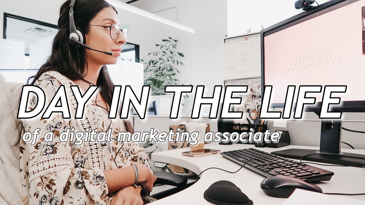 What is a Marketing Associate: The Ultimate Guide