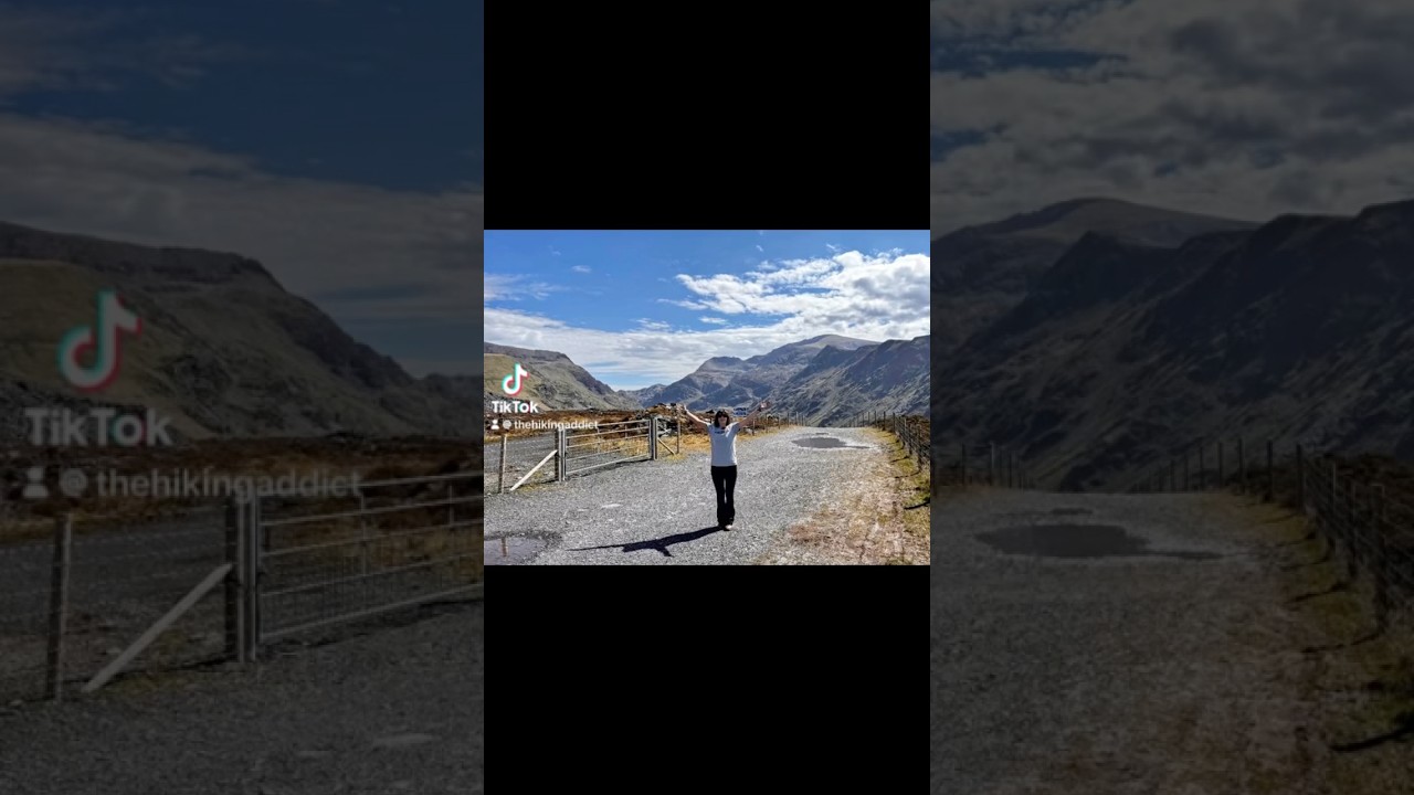 Snowdonia Hiking AMAZING views! North Wales I The Hiking Addict