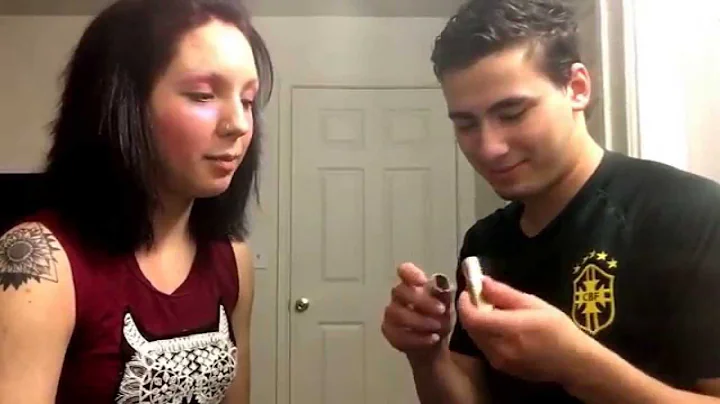 Befriend does my make up (Gabriel & Anacaren)