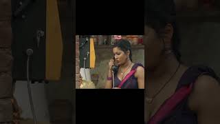 Choodiwale Ne Pyar Se Marodi Ladki Ki Kalaai Part 1