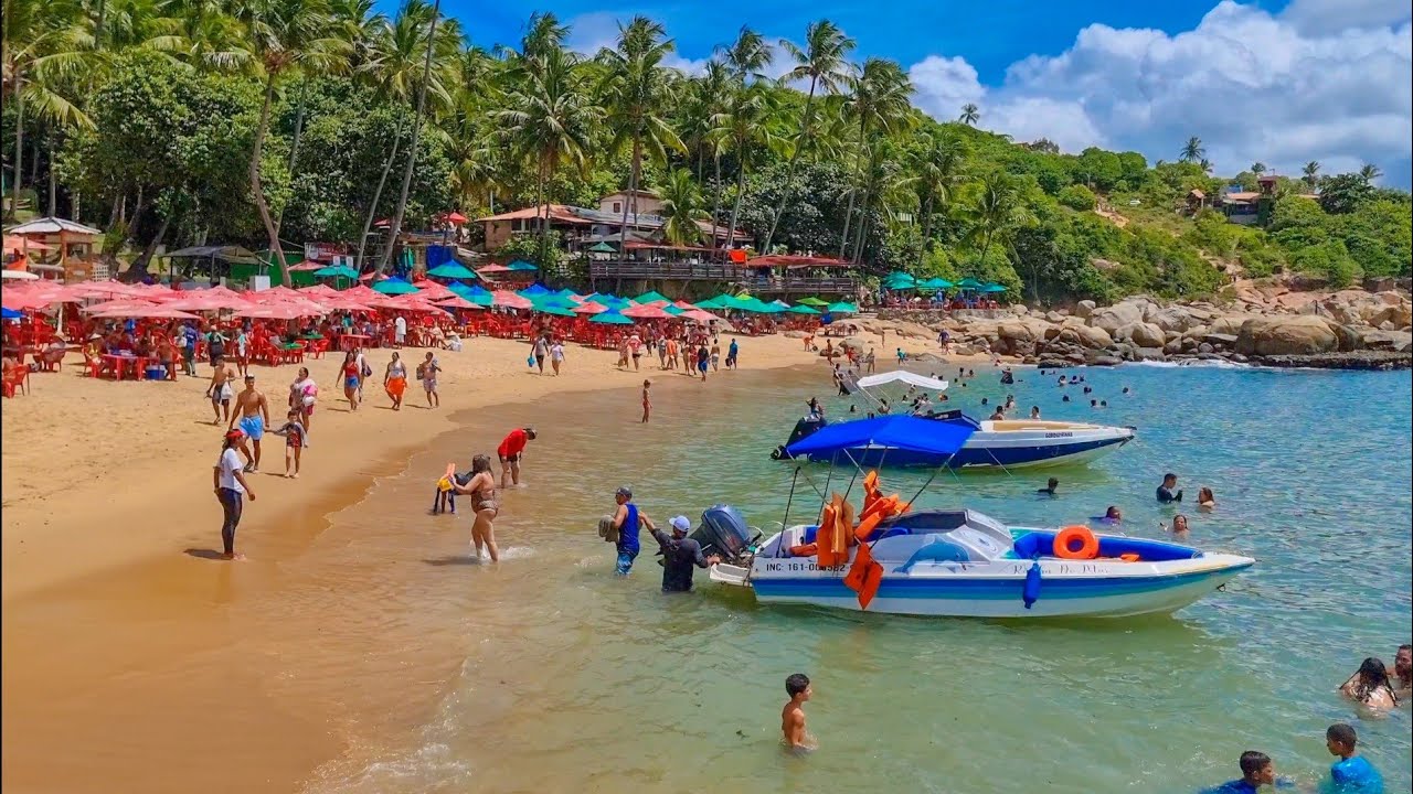 Praia De Calheitas E Vila De Nazaré Em Cabo De Santo Agostinho PE