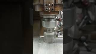 milling Machine eskuring alluminiu job मिलिंग मशीन स्क्रीनिंग एल्यूमीनियम पंचिंक जॉब #millingtools