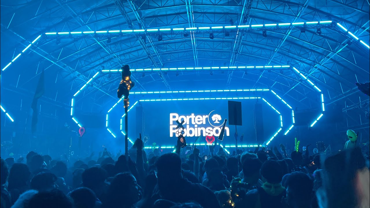 porter robinson @ countdown nye 2023 !! - YouTube