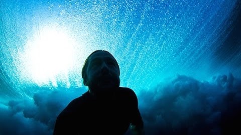 Platunoff - Dive in Silence (Retroid Remix) [Music Video]