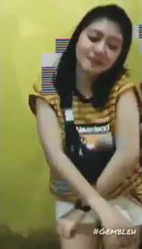 Cewek cantik goyang santuy banget