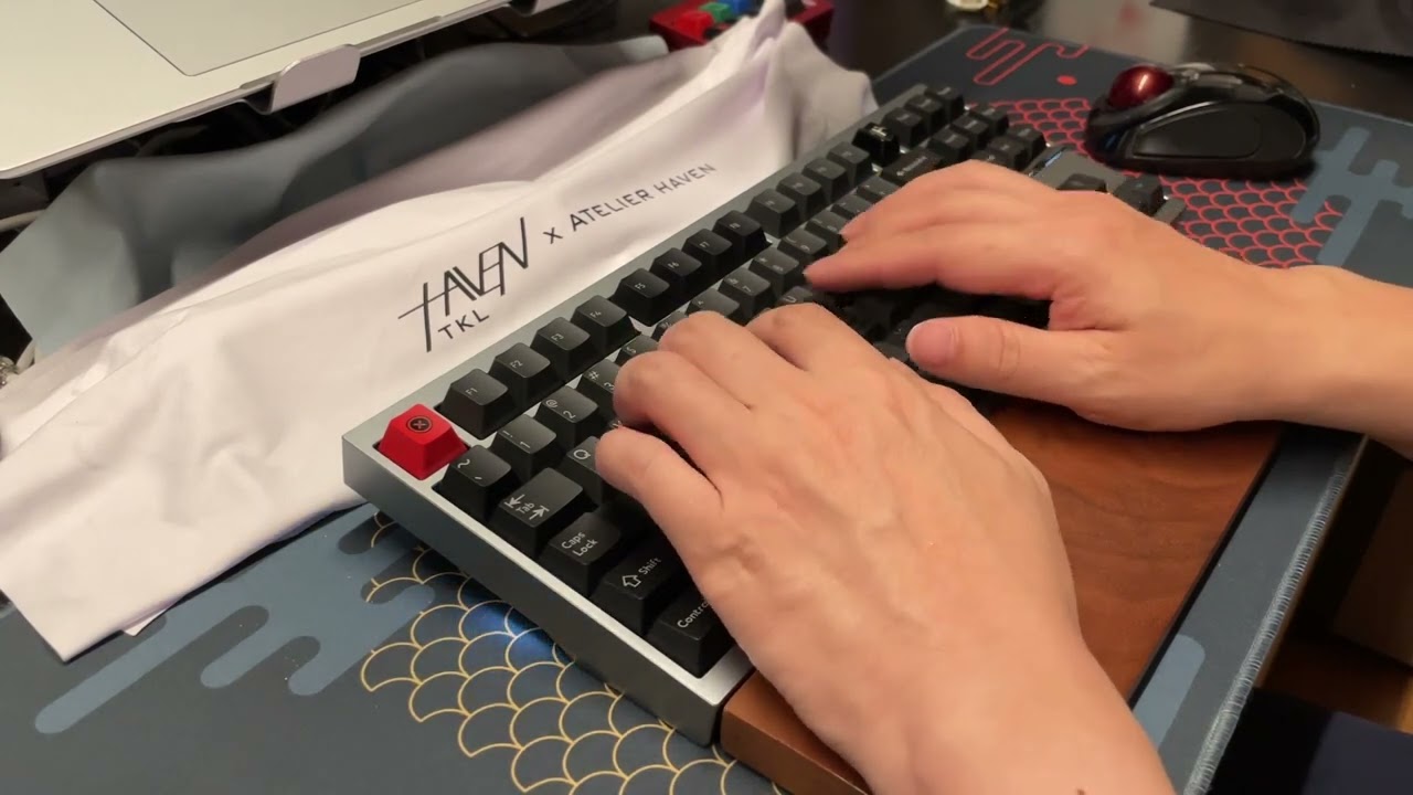 HavenTKL + Cherry UG black 