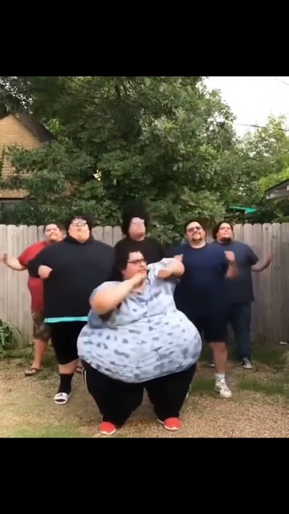 Fat Guys Dancing in a Circle meme #viral #shorts