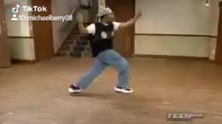 Kel Dancing