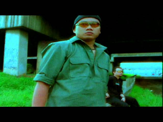 THE FLY - Terbang (Official Music Video) class=