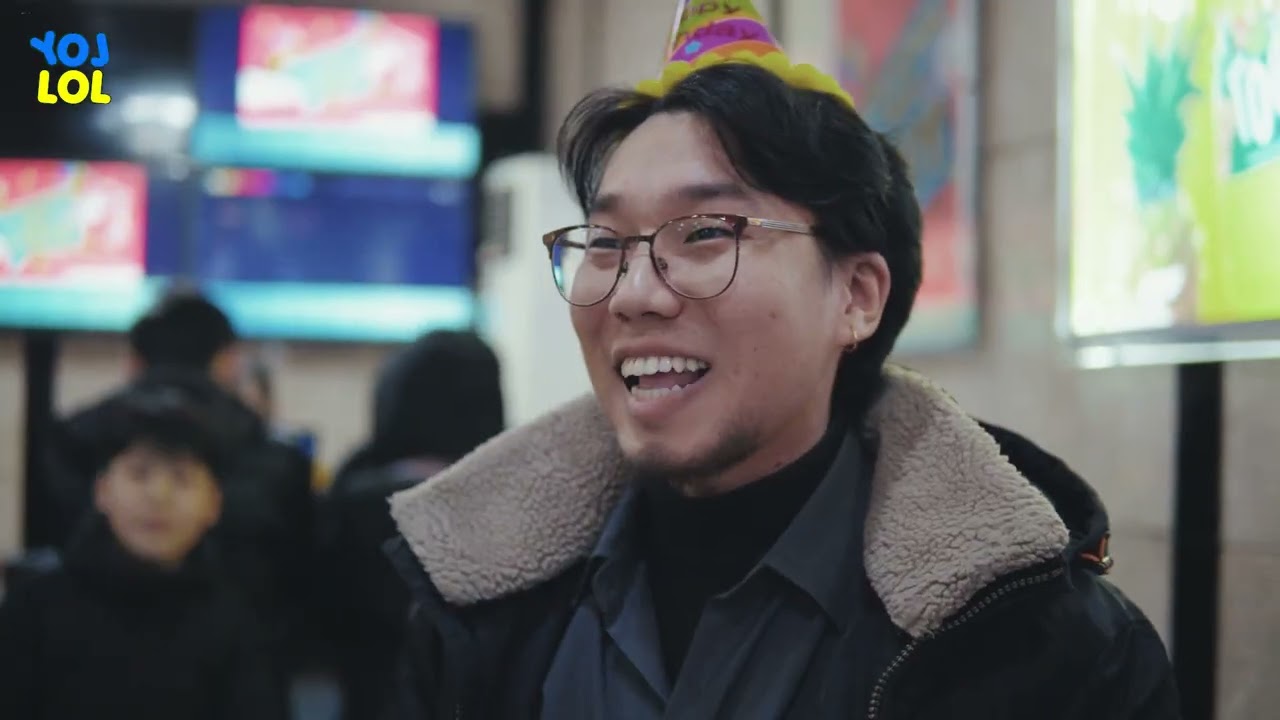 Найз чинь төрсөн өдрөөрөө далимдуулаад байх үед