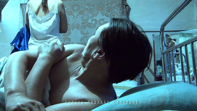 Kino sahnalarida yalangoch video Kino sahnalarida yalangoch video