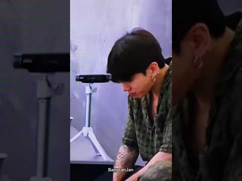 JK’s piercing? 🤔#bts
