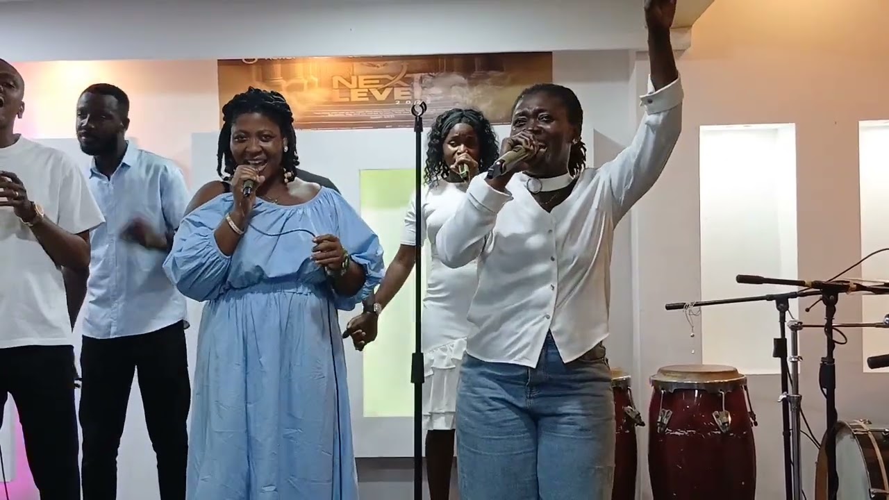 Esther Smith must see this