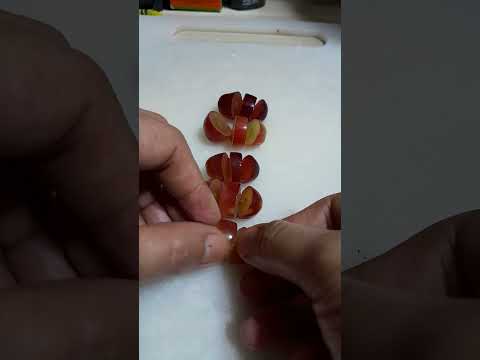 carving 🍇 grapes design