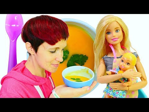 Видео: Маша Капуки, Барби и тыквенный суп. Игры - как готовить