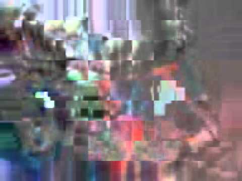 Xandra lagi main balon.mp4