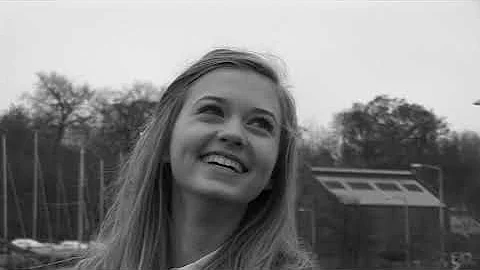 MEGAN ADAMS - TRAVELLIN' SOLDIER (TRAVELIN' SOLDIER)