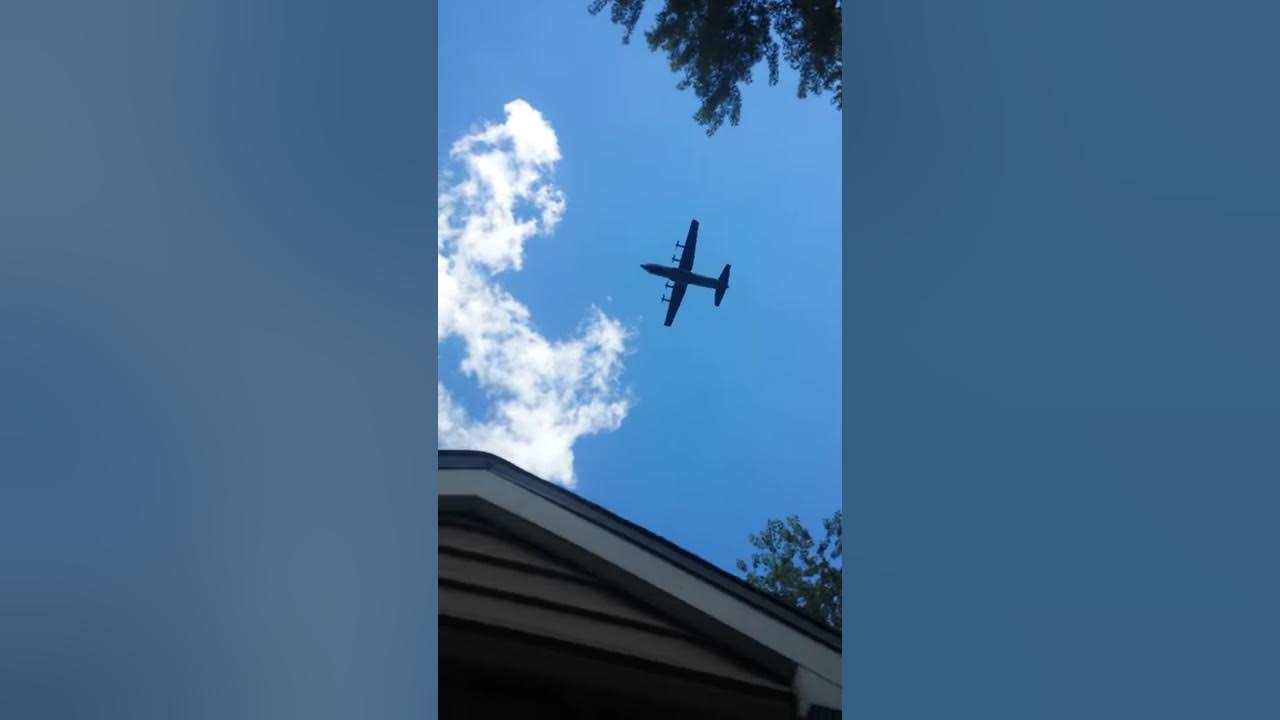 huge-low-flying-plane-over-my-house-youtube