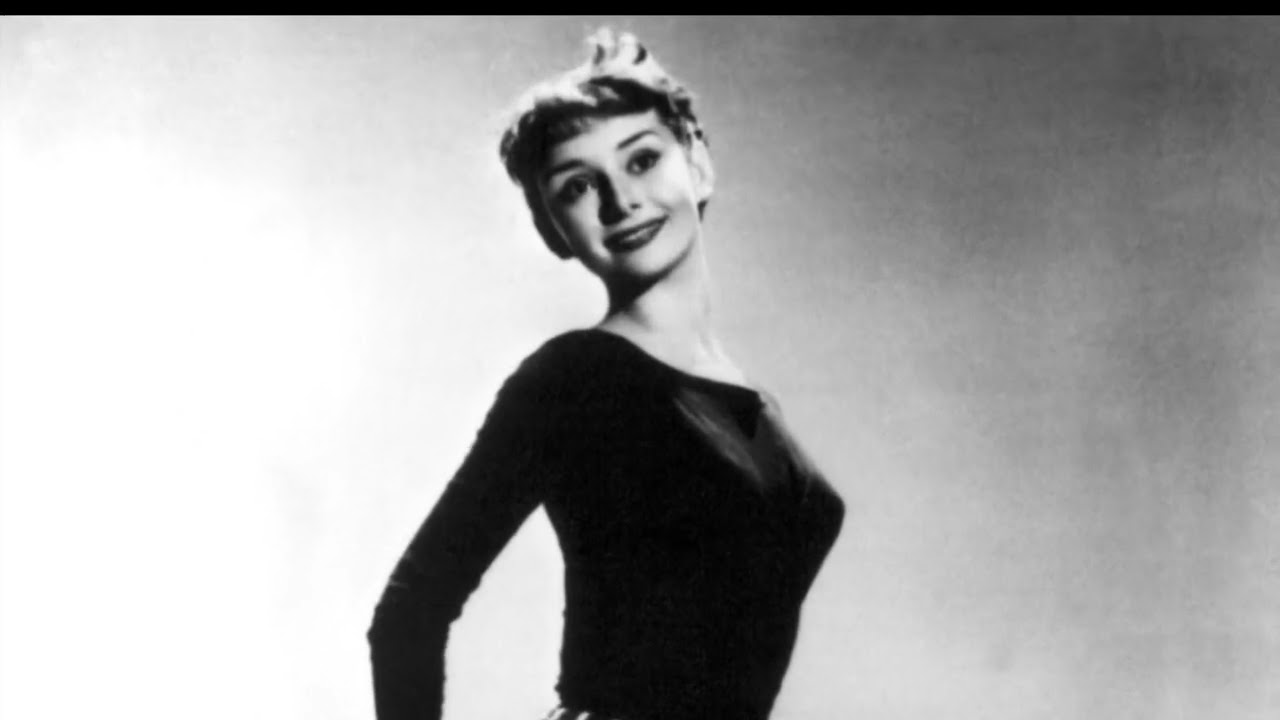 오드리햅번의 타임리스 데일리룩 ,지금 바로 착장후 외출해도 힙하다.