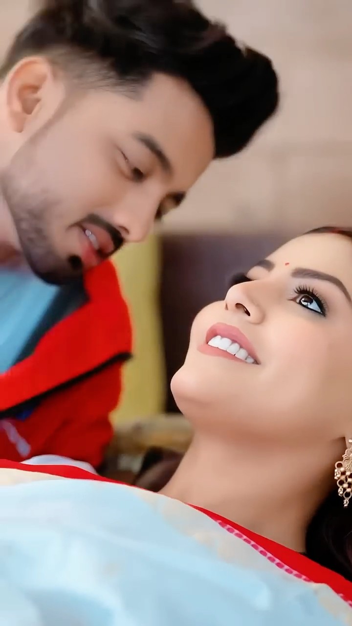Holi Me Balam Ji #mahishrivastava #goldiyadav #Bhojpuri #Holi #song #shorts #holisong