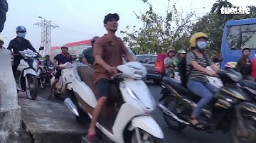 Cửa ngõ TP.HCM đông đúc ngày đầu nghỉ lễ