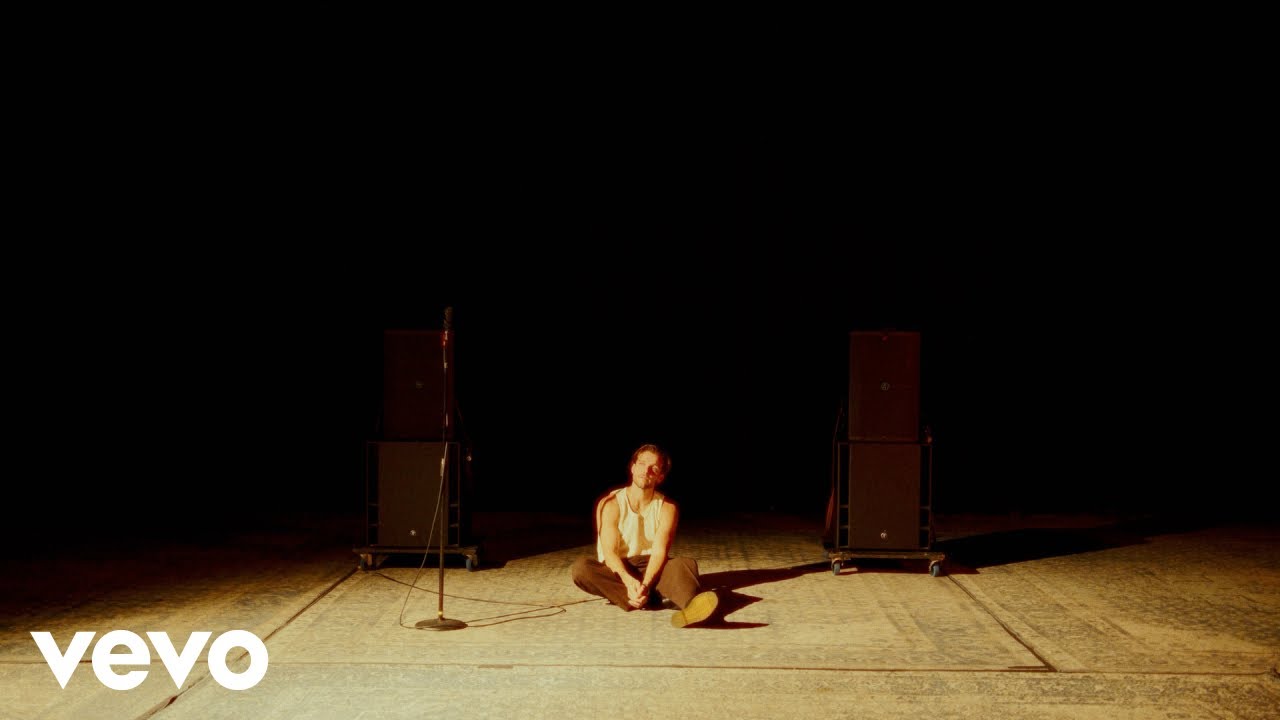 Assista a John K - River (Official Visualizer) no YouTube Assista a John K - River (Official Visualizer) no YouTube