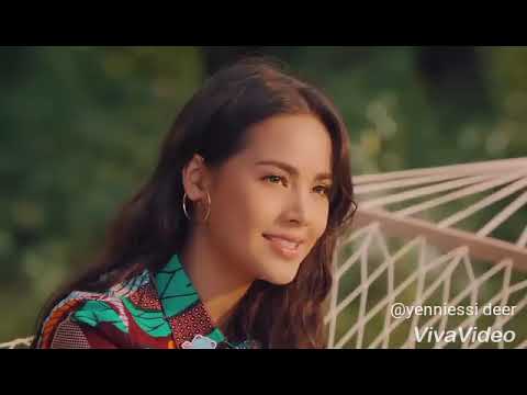 Yaya Urassaya Sperbund