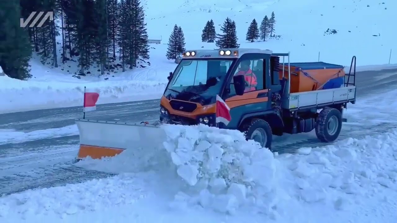 ❄️ AEBI VT 470 - télen nincs idő várni #hóeltakarítás #Aebi #VT470Vario  #síkosságmentesítés
