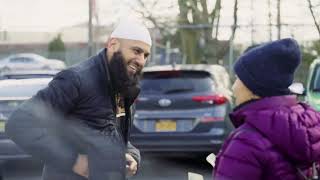 Muslim Asking Strangers For Food, Then Paying Their ENTIRE GROCERIES | Social Experiment!