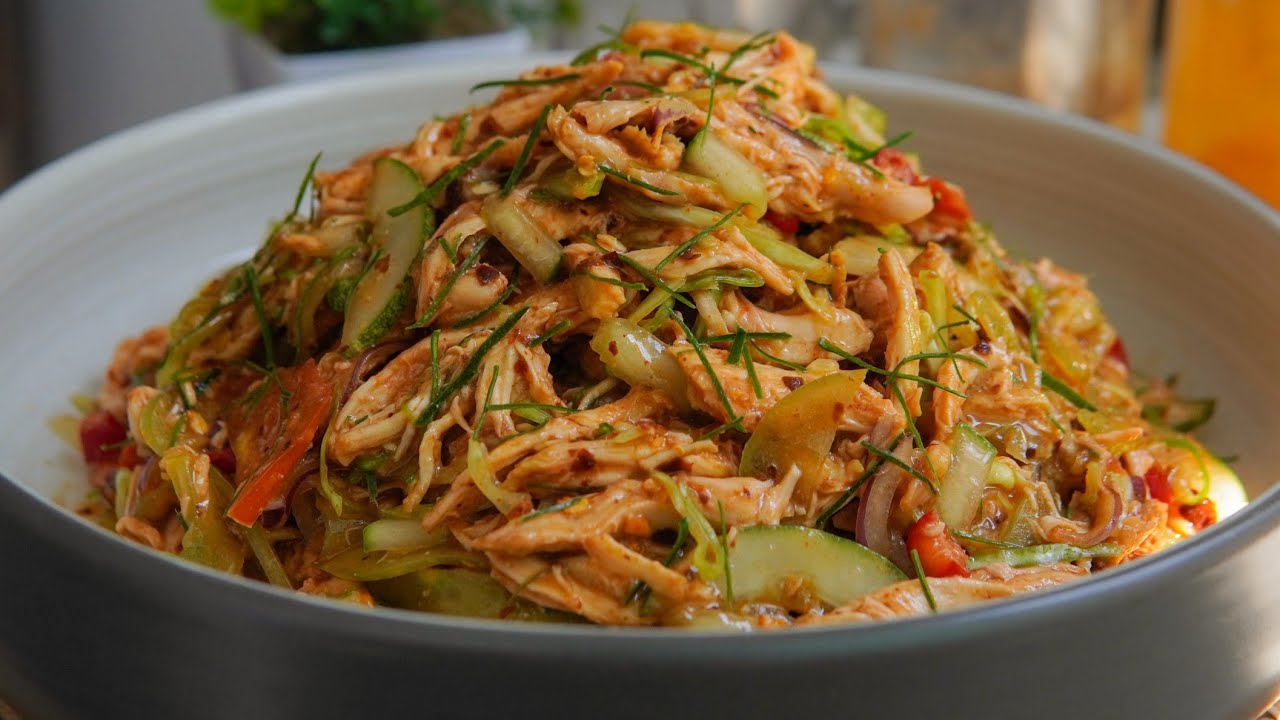 ဒီတိုင်းပဲစားစား ထမင်းနဲ့ပဲစားစားစားလို့အရမ်းကောင်းတဲ့ ကြက်သားသုပ်နည်းလေး…👩🏻‍🍳🥗😋