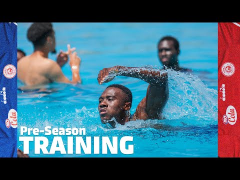 POOLSESSION WACHEZAJI WAKIOGELEA KURUDISHA MIILI SAWA BAADA YA MAZOEZI MAGUMU POOLSESSION WACHEZAJI WAKIOGELEA KURUDISHA MIILI SAWA BAADA YA MAZOEZI MAGUMU