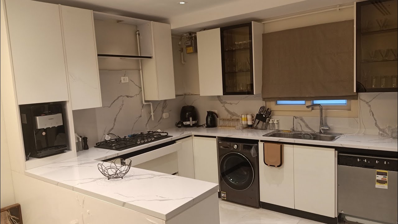 جوله في شقه عروسه  التجمع لعشاق الذوق المودرن  وجمال الدريسنج والافكار اللي العروسه عملاها في الشقه